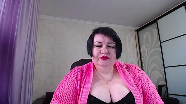 JuicyLady Di online show from November 2025 05:00:02 AM