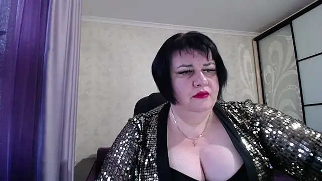JuicyLady Di online show from October 2025 04:33:01 AM