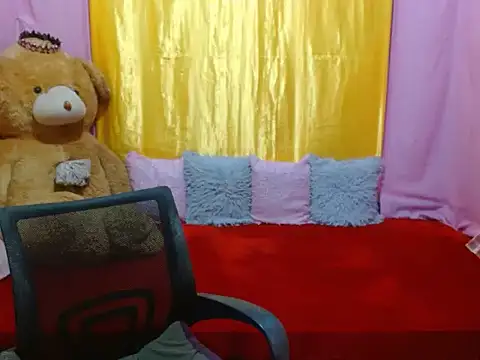 xxSexyBitch69xx online show from February 2026 10:36:01 AM