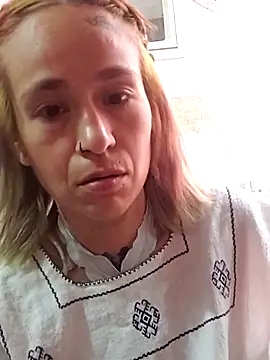 fablob23 online show from April 2026 04:57:02 PM