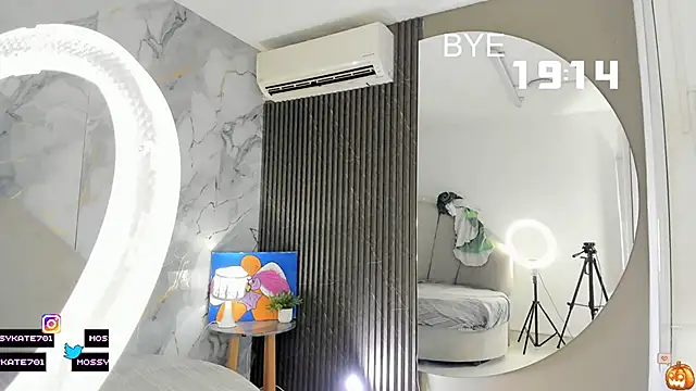 Katemoss70 online show from October 2025 12:30:02 PM