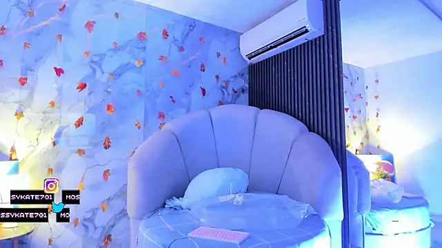 Katemoss70 online show from November 2025 12:31:02 PM