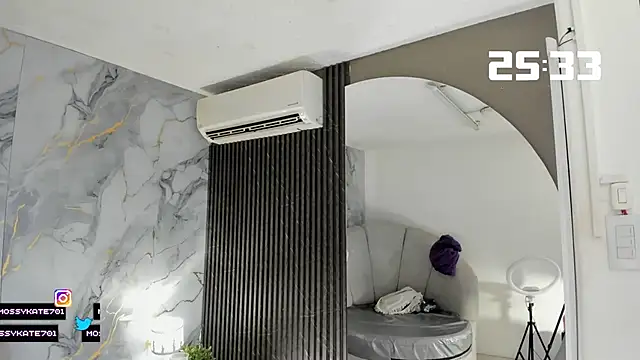 Katemoss70 online show from October 2025 12:39:01 PM