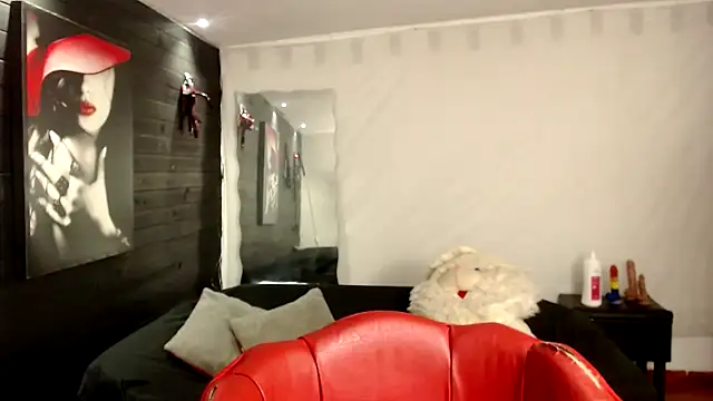 Snapshot of agatha_prime chatting on November 2025 05:36:02 PM agatha prime online show from November 2025 05:36:02 PM