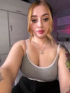 Sam Thompsoon  online show from October 2025 01:11:01 AM