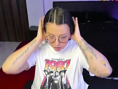 lia minami online show from March 2026 03:38:01 AM