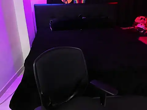 lia minami online show from April 2026 03:24:01 AM