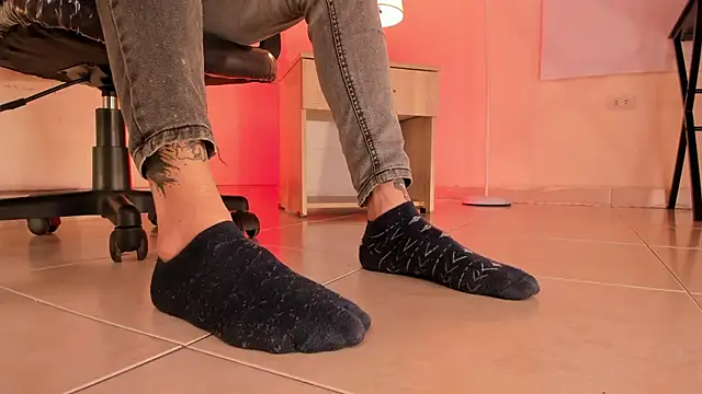 ArchieCollins online show from December 2025 08:31:01 PM