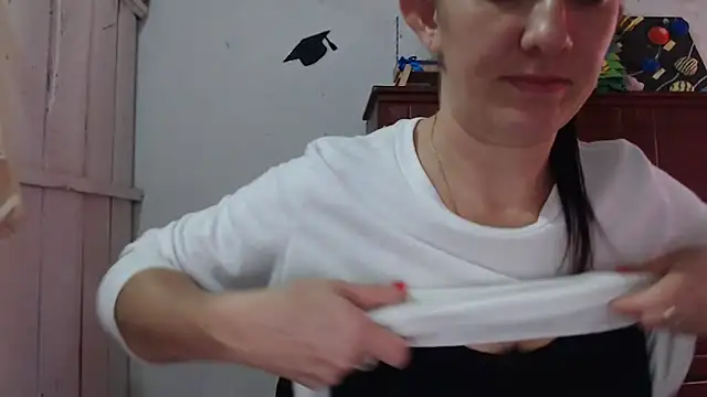 DeepAnal07 online show from November 2025 05:35:01 PM