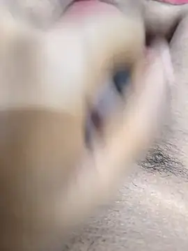 Aaryans69 online show from September 2025 07:04:02 AM