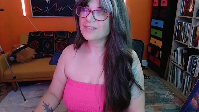 Snapshot of TheLenaAdams chatting on October 2025 06:18:01 PM TheLenaAdams online show from October 2025 06:18:01 PM