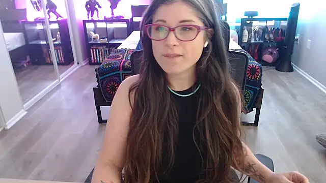 Snapshot of TheLenaAdams chatting on December 2024 05:36:02 PM TheLenaAdams online show from December 2024 05:36:02 PM