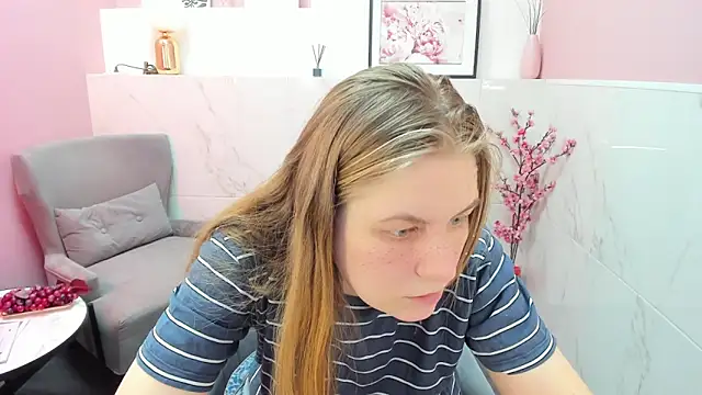 Snapshot of JadeSoft chatting on March 2025 12:58:02 AM JadeSoft online show from March 2025 12:58:02 AM