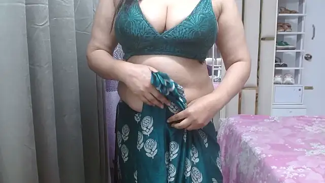 Lovelywife786 online show from November 2025 07:24:02 PM