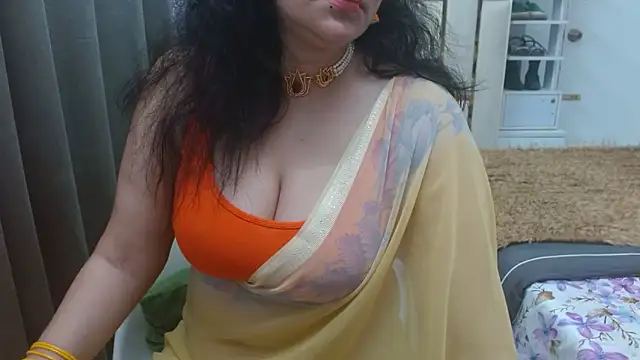 Lovelywife786 online show from February 2026 05:53:02 PM