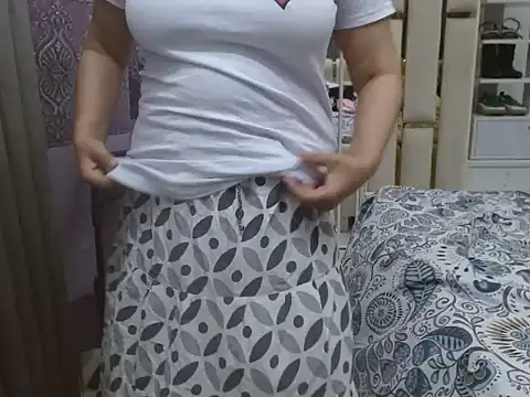 Lovelywife786 online show from June 2026 10:59:01 PM