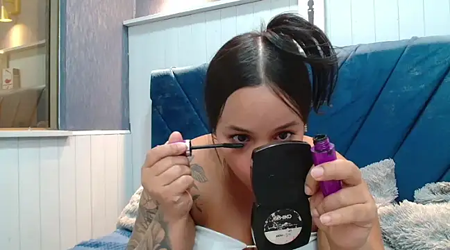 EmilyQueen3x online show from March 2025 08:20:02 PM