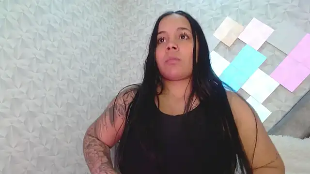 EmilyQueen3x online show from September 2025 02:13:02 PM