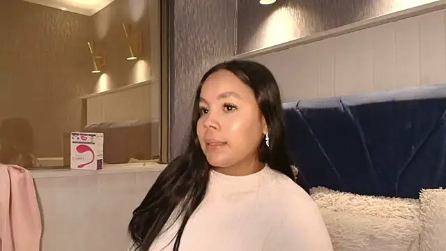 EmilyQueen3x online show from March 2026 03:35:02 PM