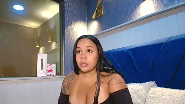 EmilyQueen3x online show from February 2026 02:25:01 PM