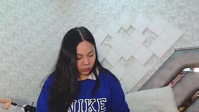 EmilyQueen3x online show from September 2025 12:52:01 PM