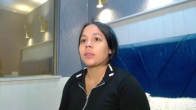 EmilyQueen3x online show from February 2026 12:47:02 PM