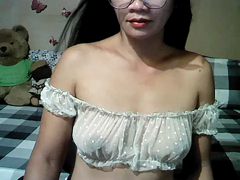 Mia Rein online show from June 2026 02:11:01 PM