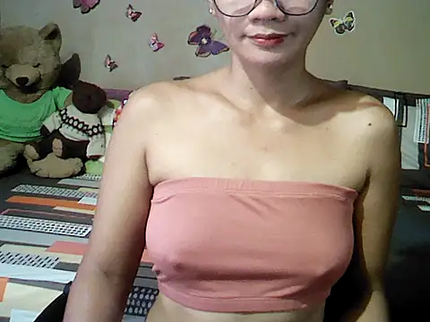 Mia Rein online show from March 2026 01:46:01 AM