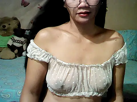 Snapshot of Mia_Rein chatting on April 2026 02:19:01 PM Mia Rein online show from April 2026 02:19:01 PM