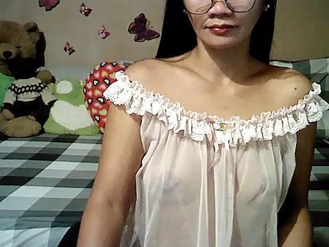 Mia Rein online show from February 2026 01:15:02 AM