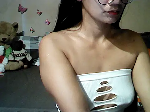Mia Rein online show from July 2026 01:05:02 AM