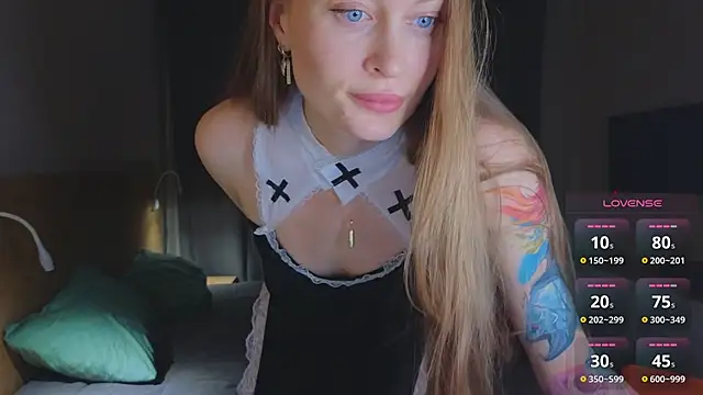 Snapshot of Russian_sexy_girl1 chatting on February 2025 09:39:01 PM Russian sexy girl1 online show from February 2025 09:39:01 PM