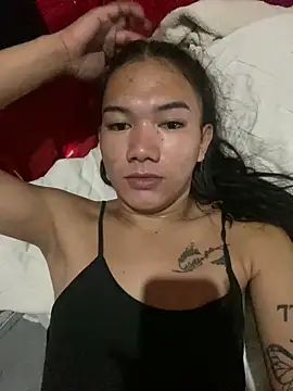 Snapshot of blowzy_sexy chatting on December 2024 12:54:01 AM blowzy sexy online show from December 2024 12:54:01 AM