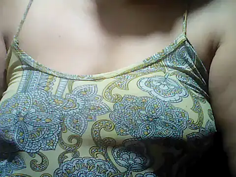 Snapshot of Sexyhorney4u chatting on July 2026 09:18:01 PM Sexyhorney4u online show from July 2026 09:18:01 PM