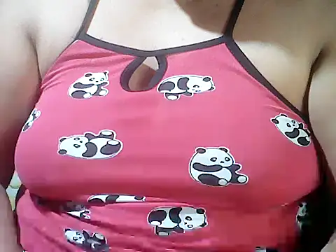 Snapshot of Sexyhorney4u chatting on November 2025 11:27:01 PM Sexyhorney4u online show from November 2025 11:27:01 PM