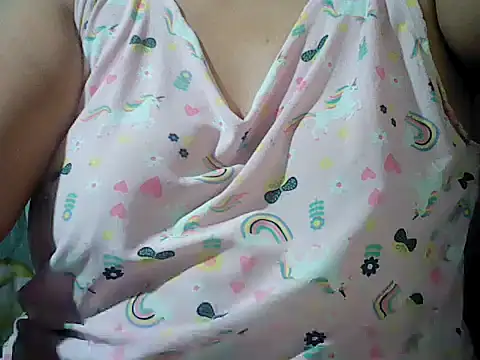 Snapshot of Sexyhorney4u chatting on December 2025 06:00:01 PM Sexyhorney4u online show from December 2025 06:00:01 PM