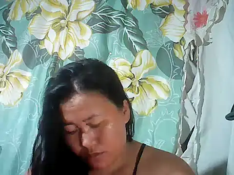 Snapshot of Sexyhorney4u chatting on October 2025 09:45:02 AM Sexyhorney4u online show from October 2025 09:45:02 AM