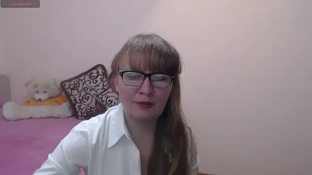 Snapshot of MargotLot chatting on March 2025 05:25:01 AM MargotLot online show from March 2025 05:25:01 AM