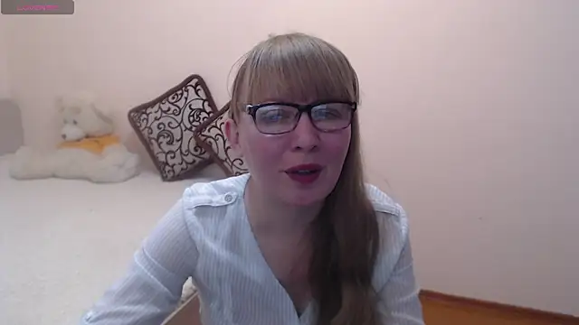 Snapshot of MargotLot chatting on January 2025 04:44:01 AM MargotLot online show from January 2025 04:44:01 AM