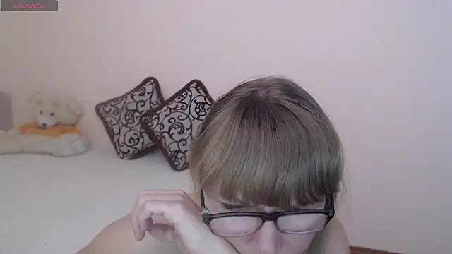 Snapshot of MargotLot chatting on December 2024 05:17:01 AM MargotLot online show from December 2024 05:17:01 AM