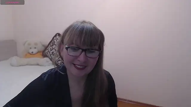 Snapshot of MargotLot chatting on January 2025 10:29:02 AM MargotLot online show from January 2025 10:29:02 AM