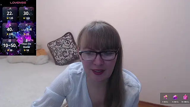 Snapshot of MargotLot chatting on February 2025 07:40:01 AM MargotLot online show from February 2025 07:40:01 AM