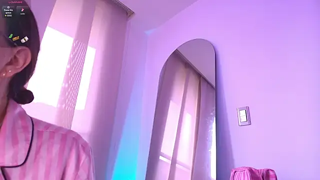 Snapshot of Pleasure_Vibes23 chatting on October 2025 11:09:02 AM Pleasure Vibes23 online show from October 2025 11:09:02 AM