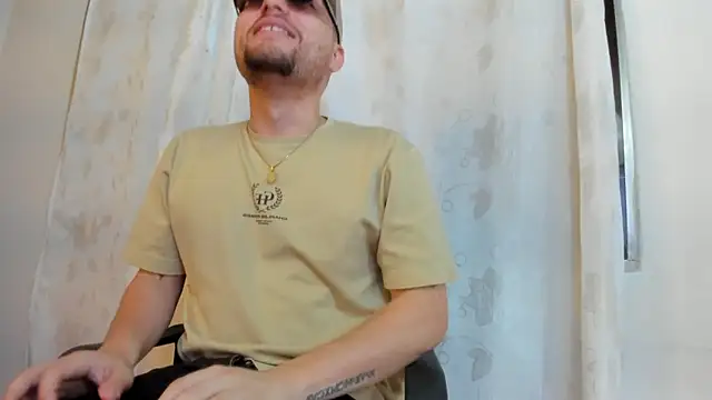 Pleasure Vibes23 online show from September 2025 09:29:01 PM