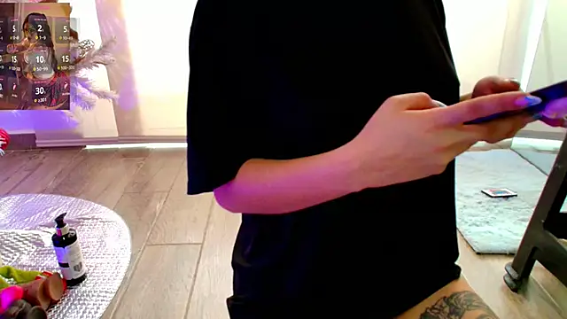 Snapshot of Pleasure_Vibes23 chatting on November 2025 01:54:02 PM Pleasure Vibes23 online show from November 2025 01:54:02 PM