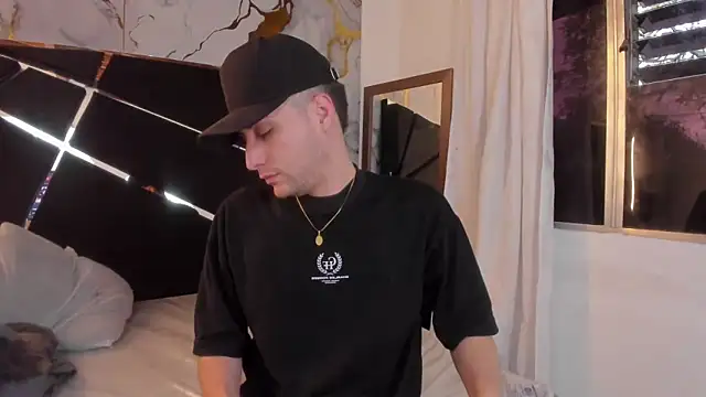 Pleasure Vibes23 online show from March 2025 09:37:01 PM