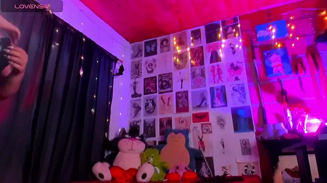 EmmaRusso online show from January 2026 01:09:02 AM