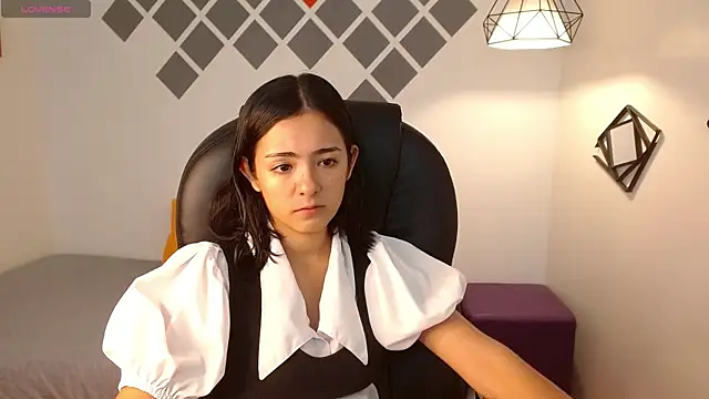 Snapshot of Ivy_Gail chatting on December 2024 03:35:01 AM Ivy Gail online show from December 2024 03:35:01 AM