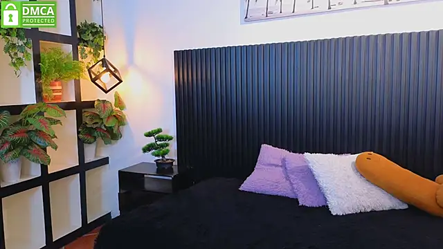 Snapshot of Ivy_Gail chatting on October 2025 04:47:01 AM Ivy Gail online show from October 2025 04:47:01 AM