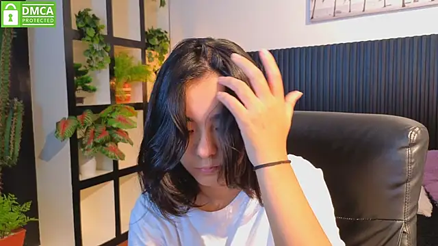 Ivy Gail online show from November 2025 03:32:01 AM